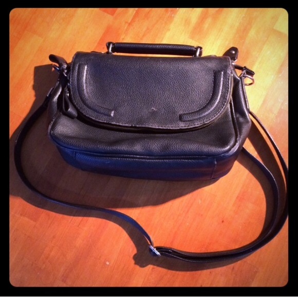 H&M Handbags - 💝H&M Purse